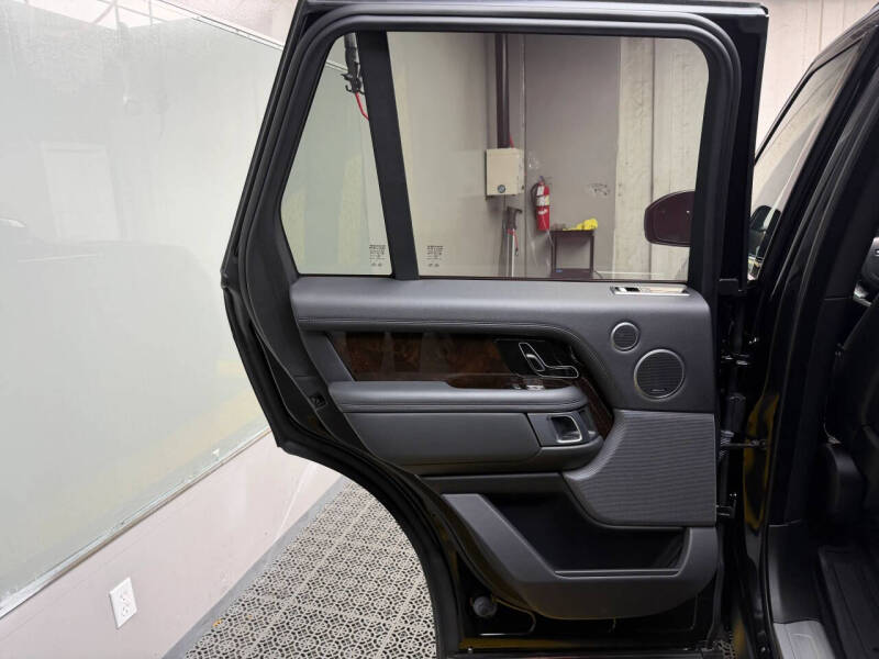 2020 Land Rover Range Rover P525 HSE