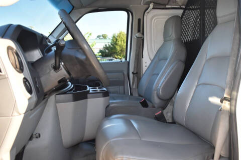 2010 Ford E-Series E-250