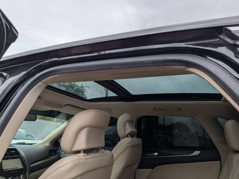 2017 Lincoln MKC Reserve