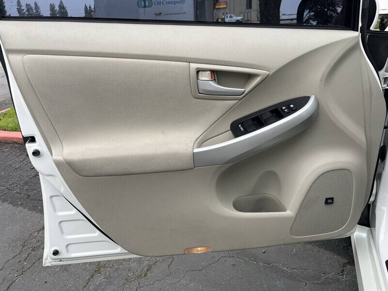 2011 Toyota Prius Three