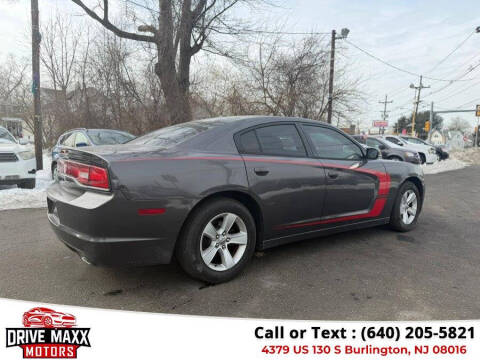 2013 Dodge Charger SE
