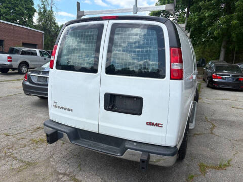 2019 GMC Savana 2500