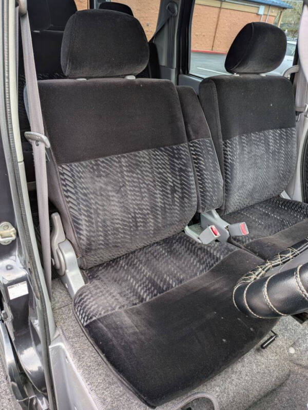 2000 Daihatsu Atrai7