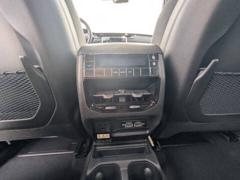 2025 Jeep Grand Cherokee L Laredo X