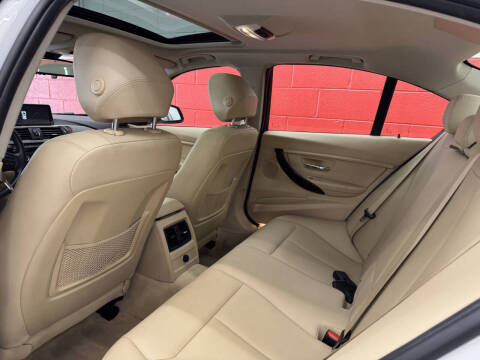 2015 BMW 3 Series 320i