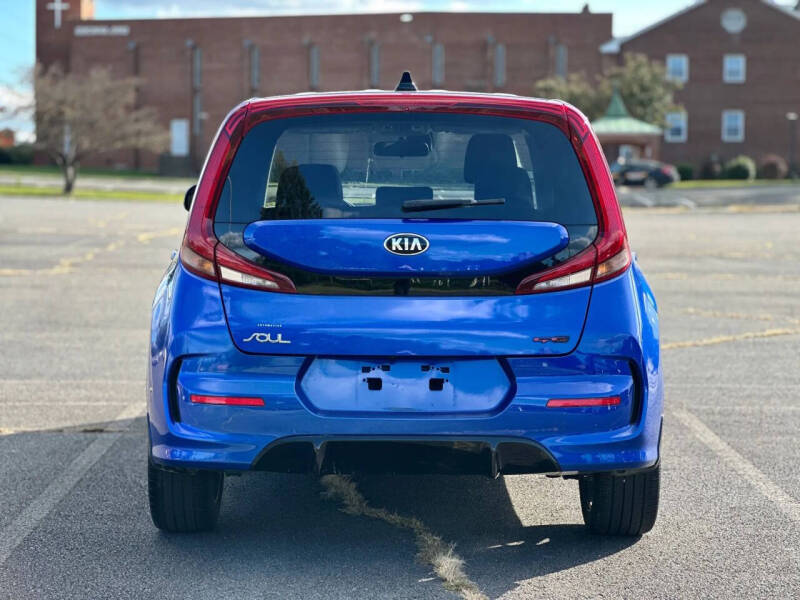 2021 Kia Soul GT-Line