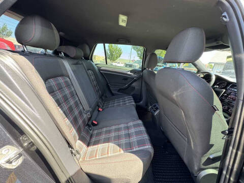 2019 Volkswagen Golf GTI S