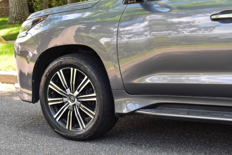2018 Lexus LX 570