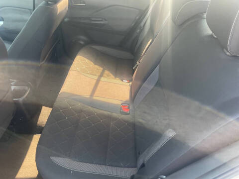 2019 Nissan Kicks S