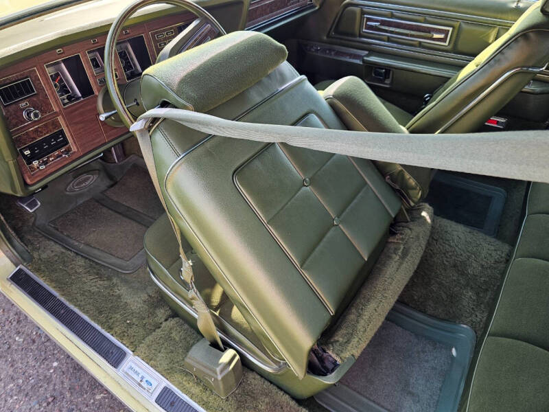 1975 Lincoln Continental