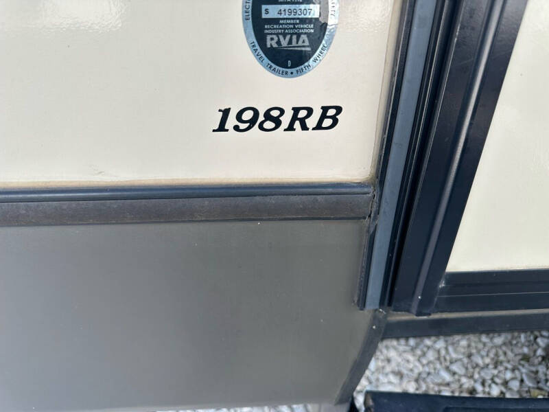 2017 Crossroads RV Sunset Trail Ultra Lite