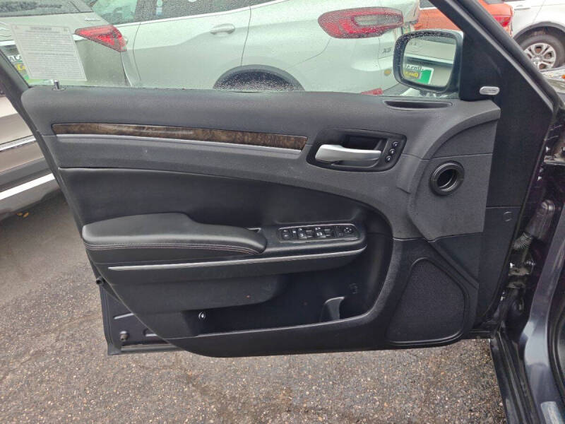 2018 Chrysler 300 Limited