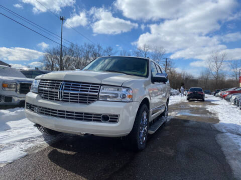 2008 Lincoln Navigator for sale at Lil J Auto Sales in Youngstown OH