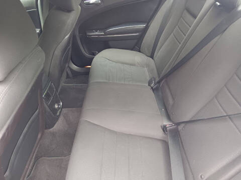 2012 Dodge Charger SE