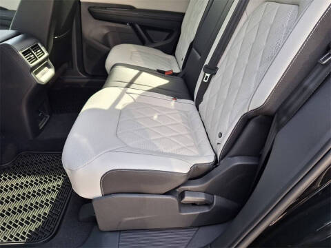 2026 Volkswagen Atlas Cross Sport SEL Premium R-Line 4Motion