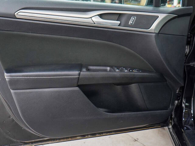 2019 Ford Fusion SE