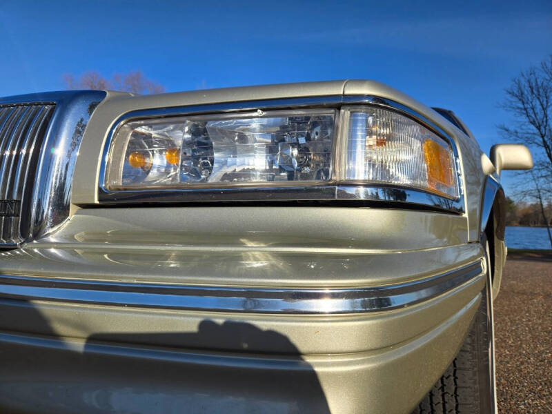 1997 Lincoln Town Car Executive