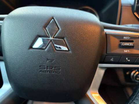 2024 Mitsubishi Outlander