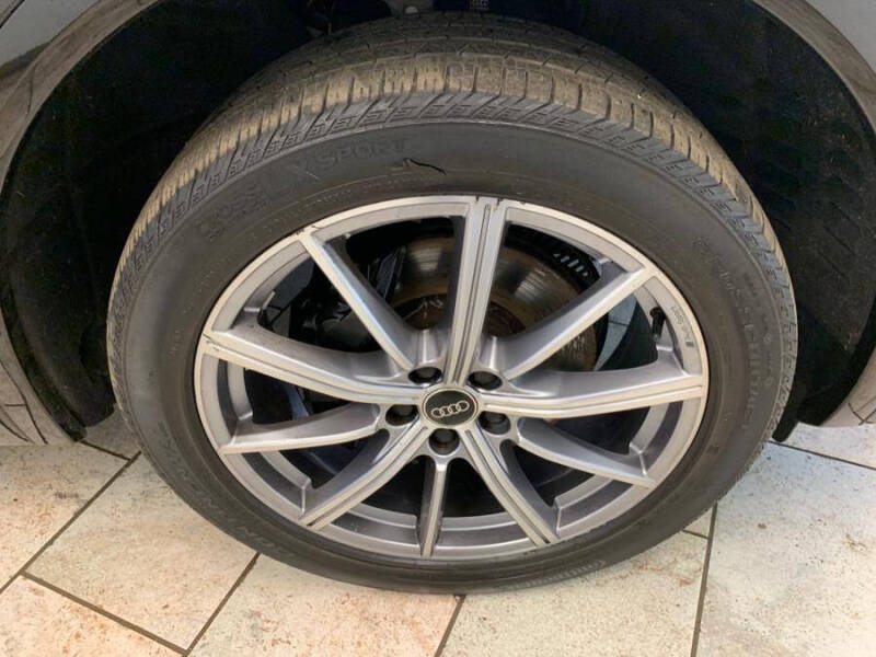 2022 Audi SQ5 3.0T quattro Premium Plus