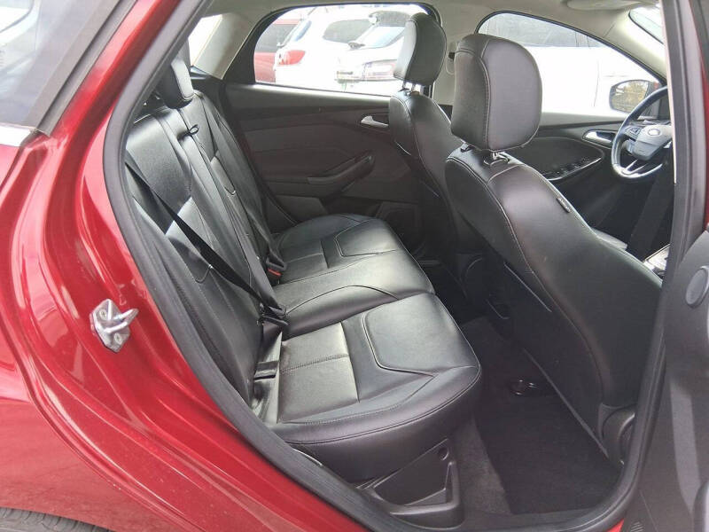 2017 Ford Focus Titanium