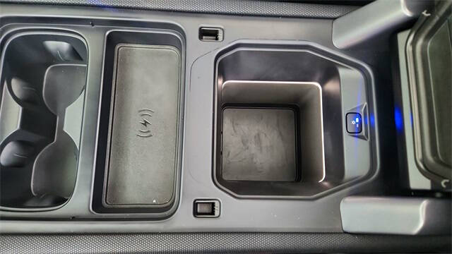 2023 Land Rover Defender 90 75th Anniversary Edition