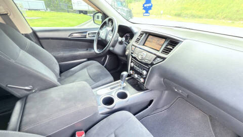 2013 Nissan Pathfinder Platinum