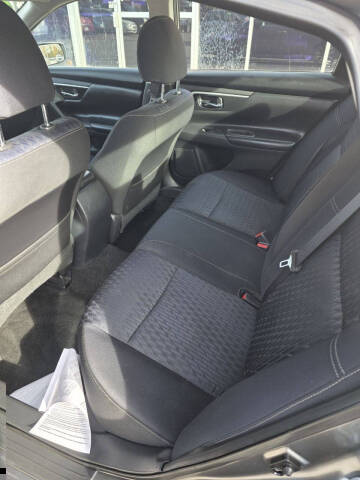 2017 Nissan Altima 2.5 SV