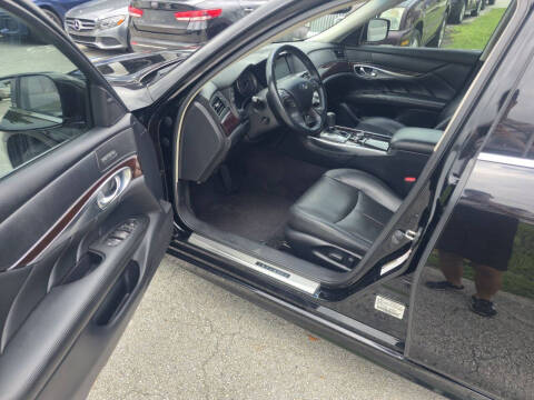 2013 Infiniti M37