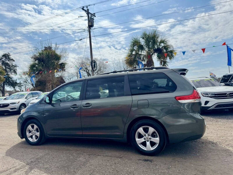 2013 Toyota Sienna