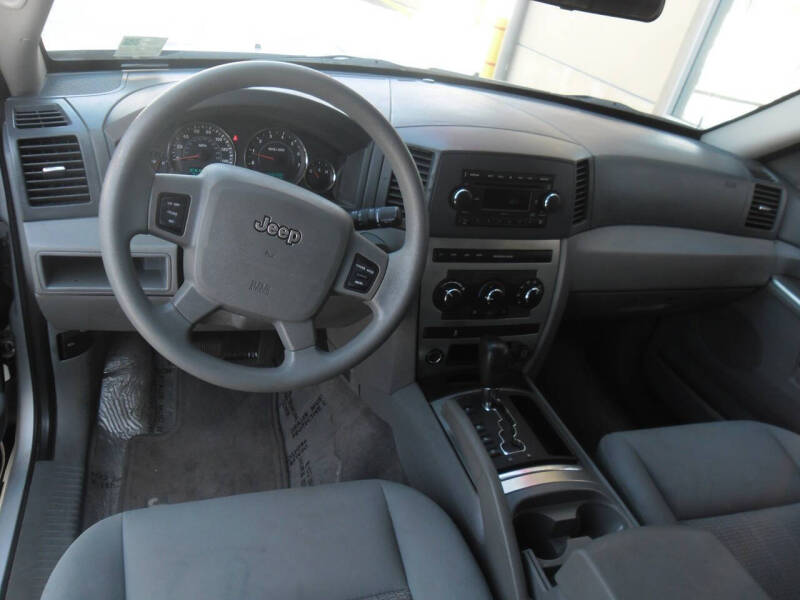 2007 Jeep Grand Cherokee Laredo