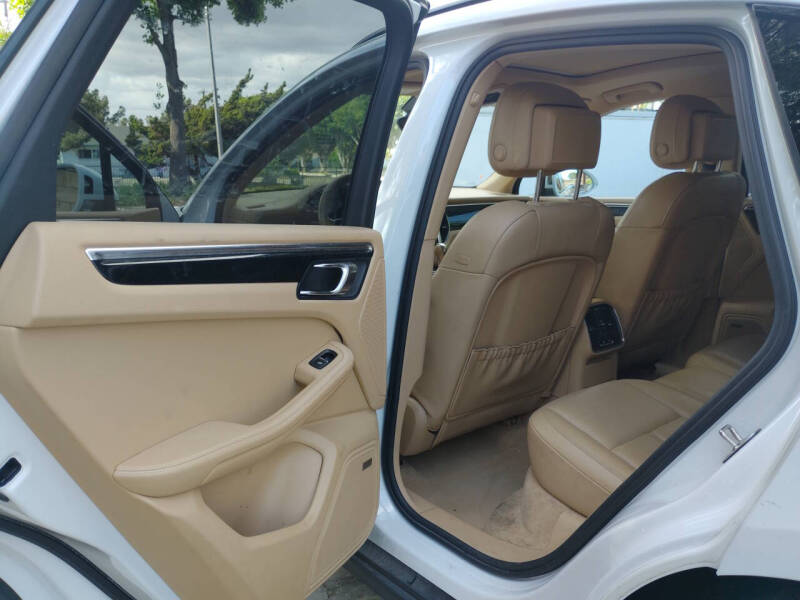 2016 Porsche Macan S