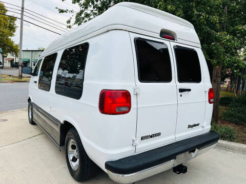 2000 Dodge Ram Van 1500