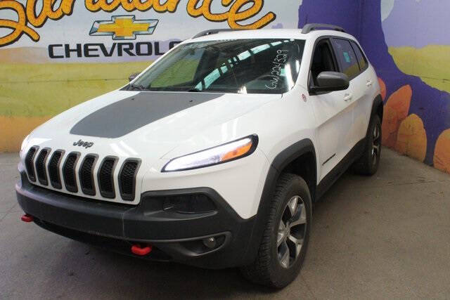 Used 2016 Jeep Cherokee Trailhawk with VIN 1C4PJMBS2GW224329 for sale in Grand Ledge, MI