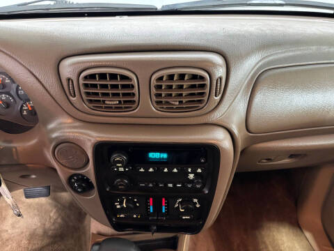 2004 Chevrolet TrailBlazer LS