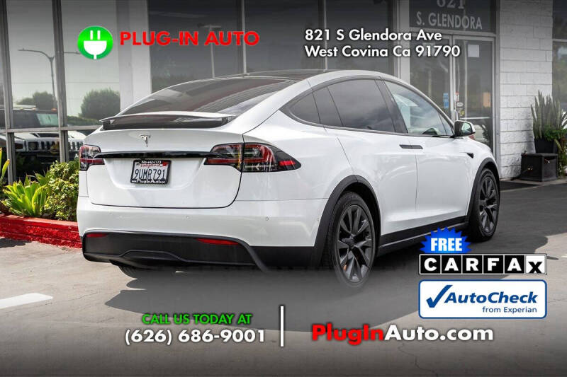 2023 Tesla Model X Standard Range
