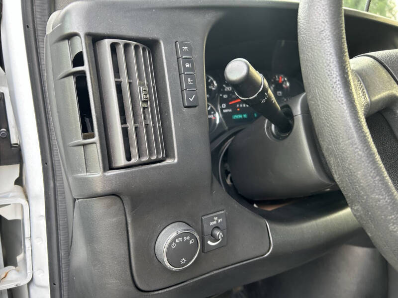 2018 Chevrolet Express 2500
