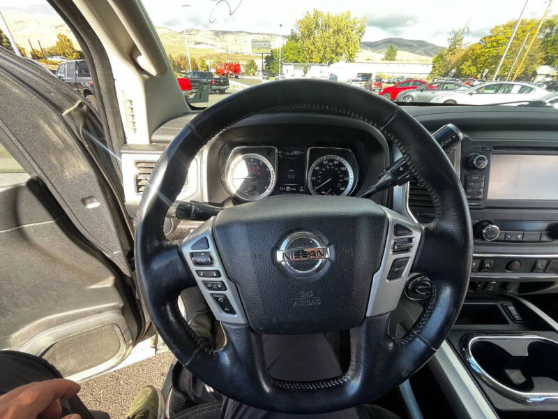 2018 Nissan Titan