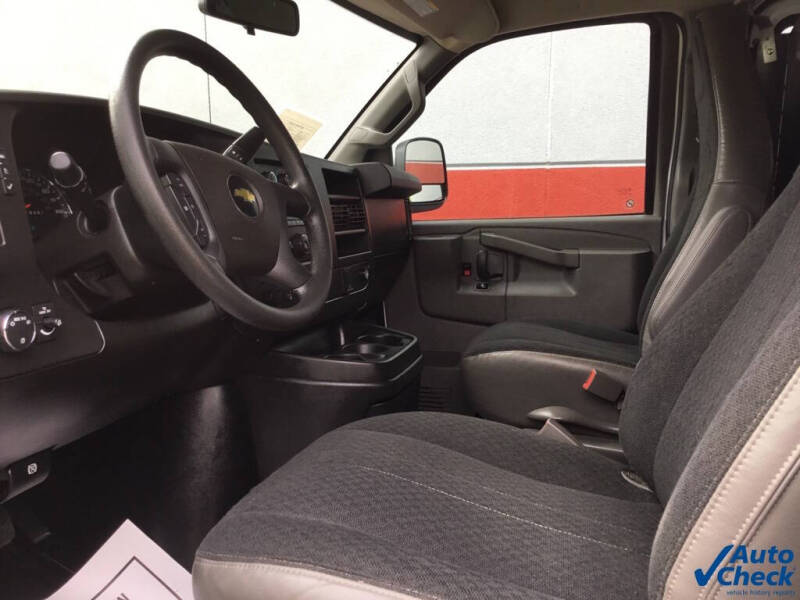 2021 Chevrolet Express 2500