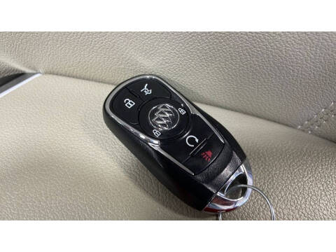 2018 Buick Regal TourX Essence