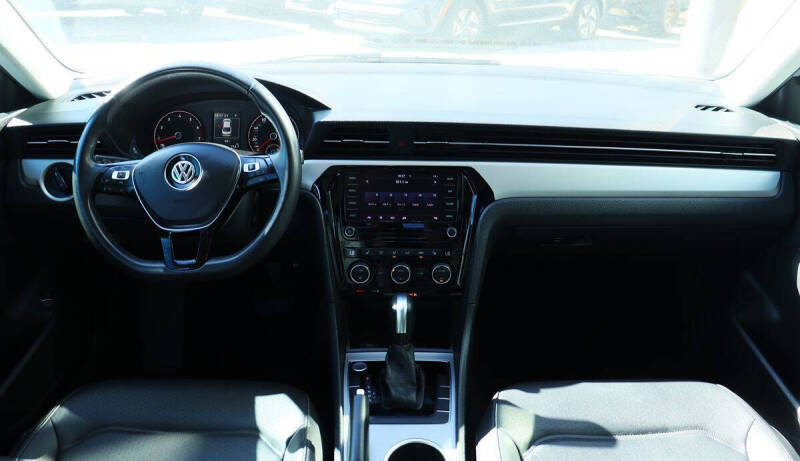 2022 Volkswagen Passat SE