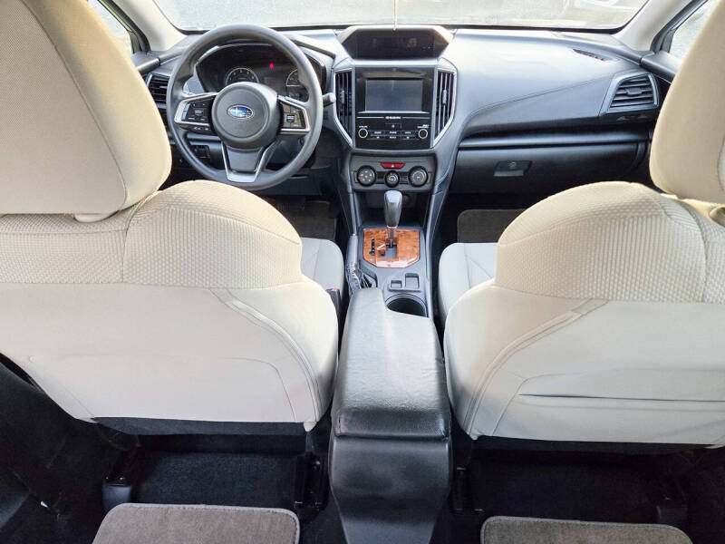 2017 Subaru Impreza 2.0i