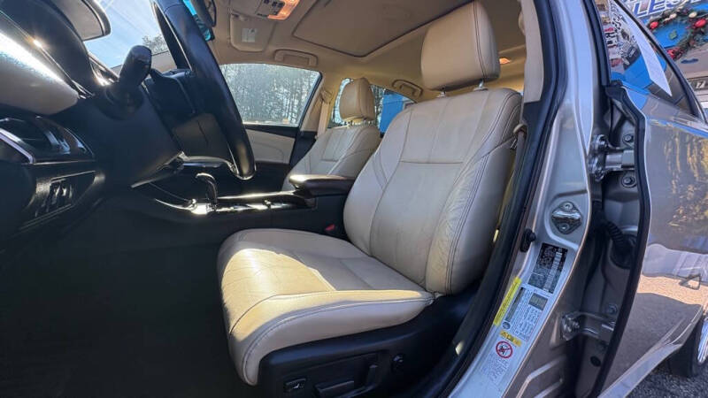 2018 Toyota Avalon XLE