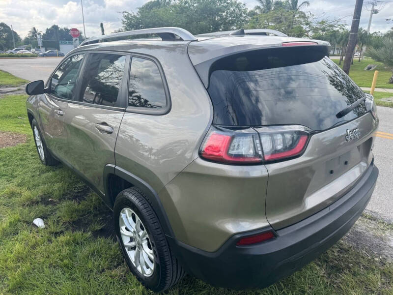 2020 Jeep Cherokee Latitude