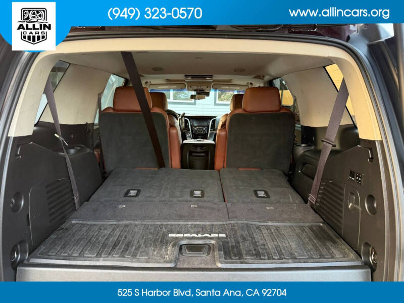 2017 Cadillac Escalade Premium Luxury