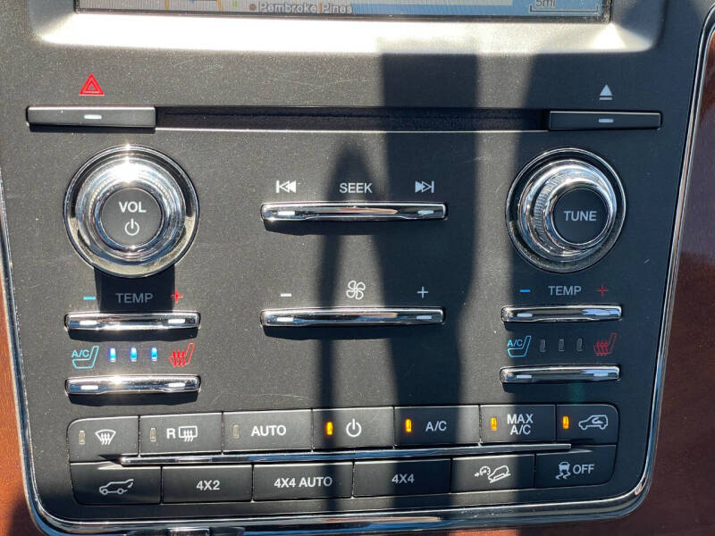 2016 Lincoln Navigator L Select