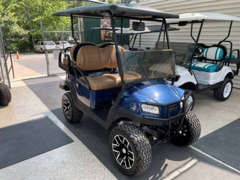 2018 Club Car 4 Passenger Electric Lift