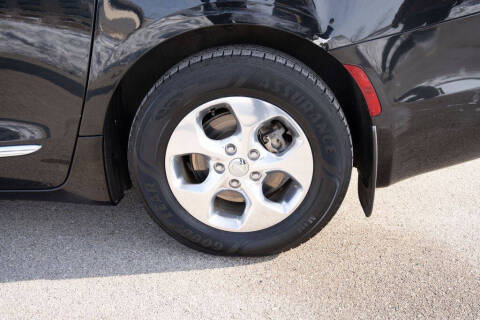 2018 Chrysler Pacifica Hybrid Limited