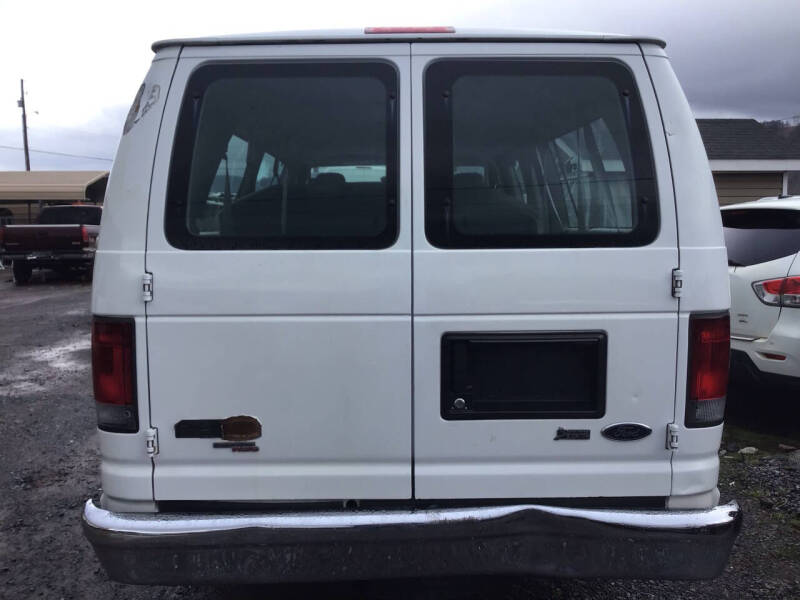 2012 Ford E-Series E-350 SD XLT