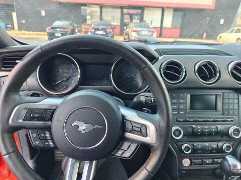 2016 Ford Mustang V6