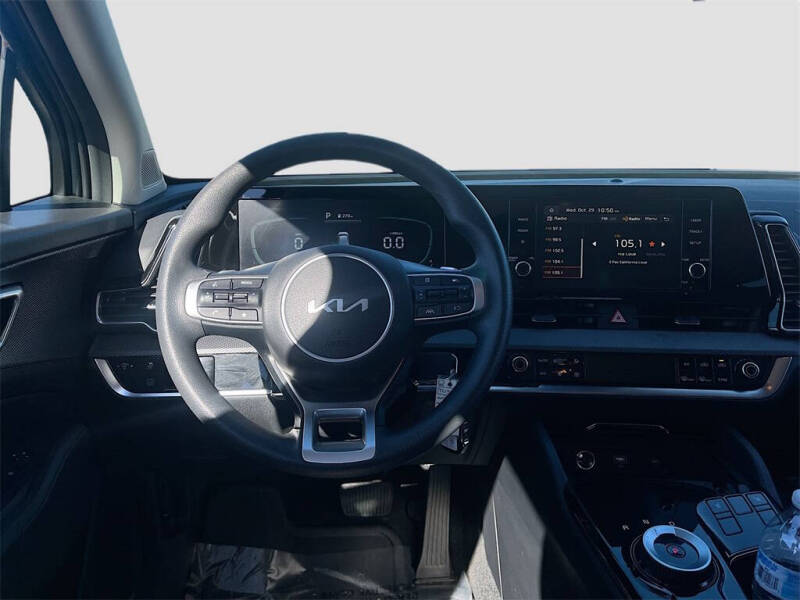 2024 Kia Sportage Hybrid LX